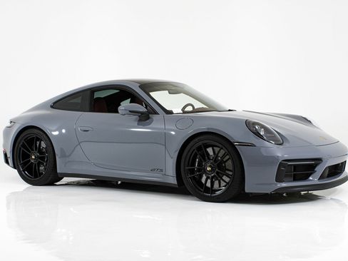 Used 2024 Porsche 911 Carrera GTS RWD image 10