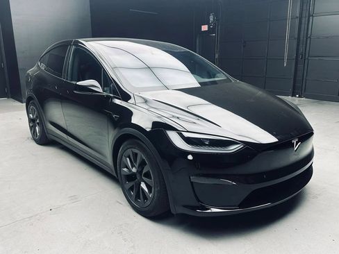 Used 2024 Tesla Model X AWD/4WD image 9