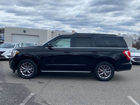 Used 2019 Ford Expedition XLT w/ Equipment Group 202A image 2