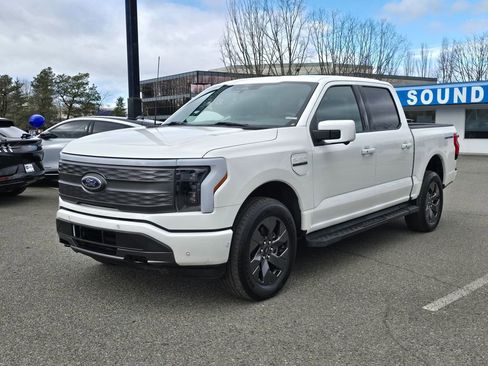Used 2022 Ford F150 Lightning Lariat image 1