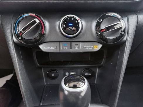 Used 2020 Hyundai Kona SEL FWD image 26