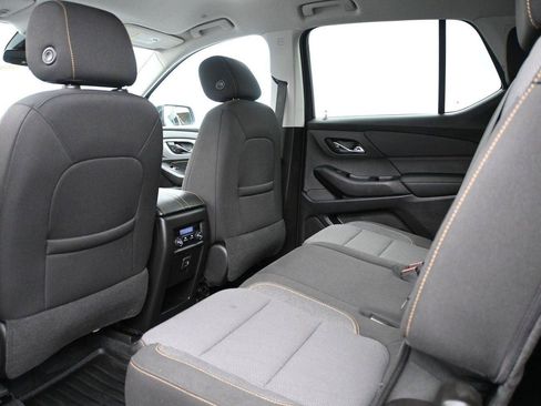 Used 2021 Chevrolet Traverse LT AWD/4WD image 10