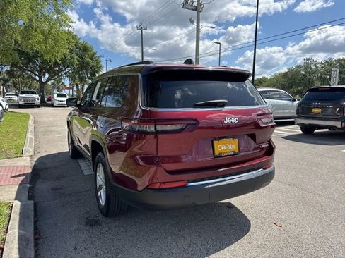 Used 2024 Jeep Grand Cherokee L Laredo RWD image 5