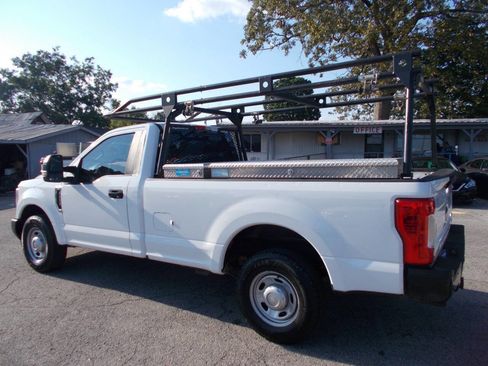 Used 2018 Ford F250 XL w/ Power Equipment Group image 14