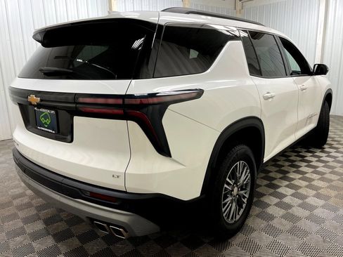 Certified 2024 Chevrolet Traverse LT FWD image 18