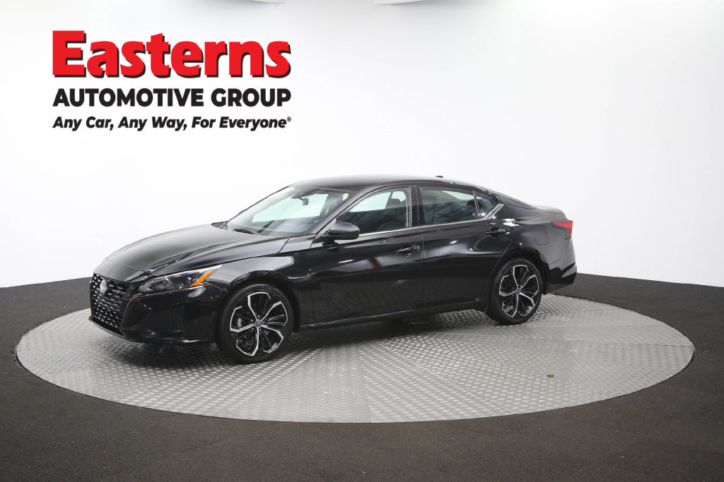 Used 2024 Nissan Altima 2.5 SR FWD image 59