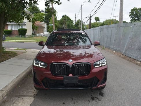Used 2024 BMW X3 xDrive30i w/ Premium Package AWD/4WD image 3