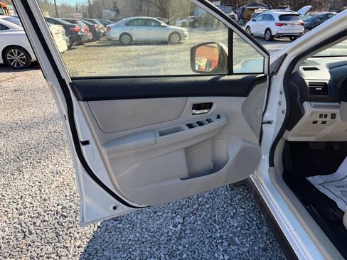 Used 2014 Subaru Crosstrek 2.0i Premium w/ Moonroof Package image 13