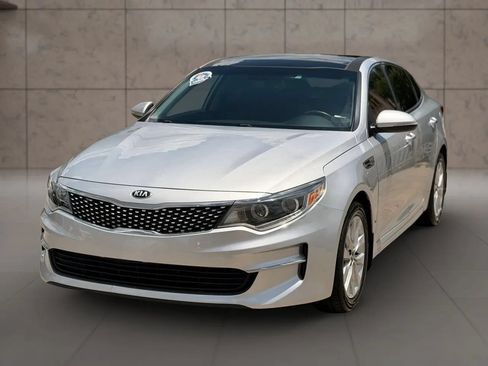 Used 2016 Kia Optima EX w/ Premium Package FWD image 5