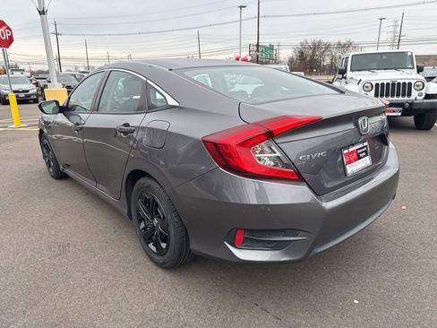 Used 2018 Honda Civic LX image 7
