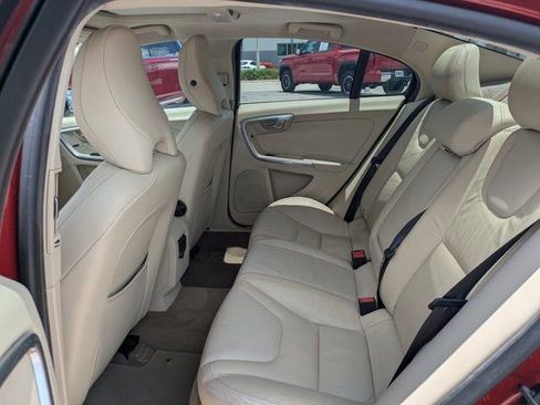 Used 2012 Volvo S60 T5 FWD image 13