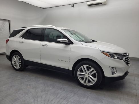Used 2020 Chevrolet Equinox Premier image 11