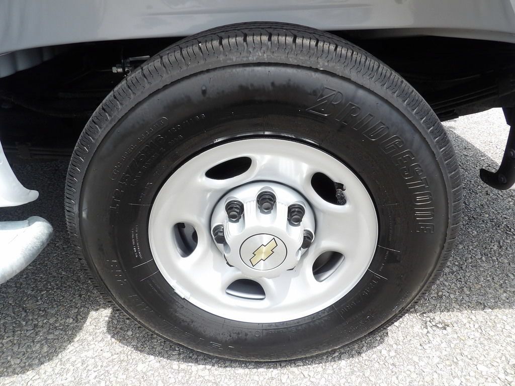 Used 2025 Chevrolet Express 2500 w/ Driver Convenience Package RWD image 51