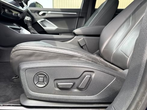 Used 2020 Audi Q3 2.0T Premium AWD/4WD image 26