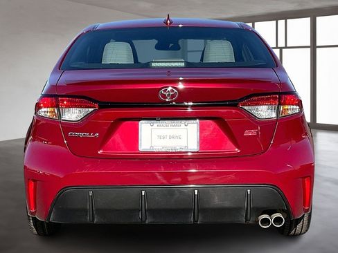 Used 2024 Toyota Corolla SE image 5