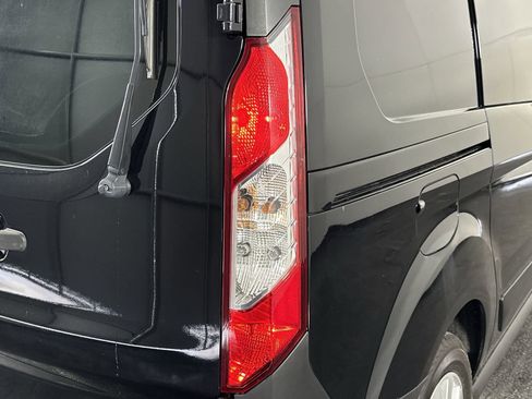 Used 2019 Ford Transit Connect XL image 29