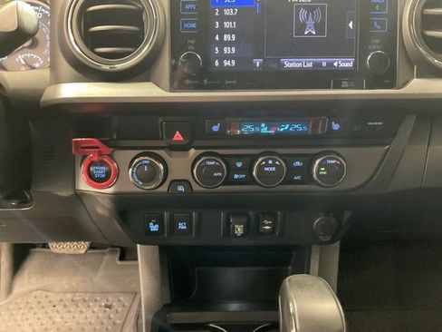 Used 2019 Toyota Tacoma TRD Pro AWD/4WD image 20