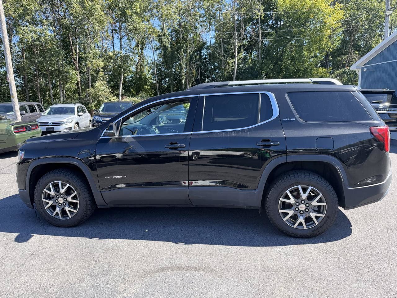 Used 2021 GMC Acadia SLE w/ Driver Convenience Package AWD/4WD image 8