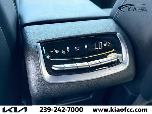 Used 2023 Cadillac XT6 Sport w/ LPO, Floor Liner Package image 20