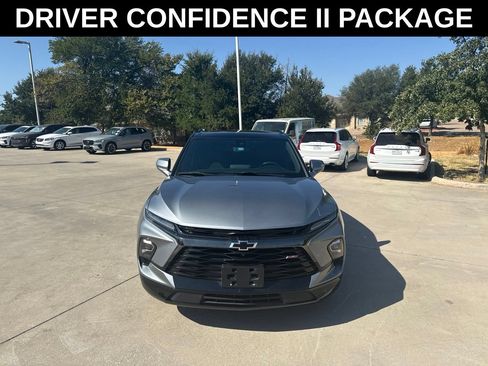 Used 2023 Chevrolet Blazer RS w/ Driver Confidence II Package FWD image 2