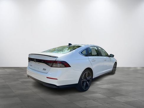 Used 2024 Honda Accord Sport image 6