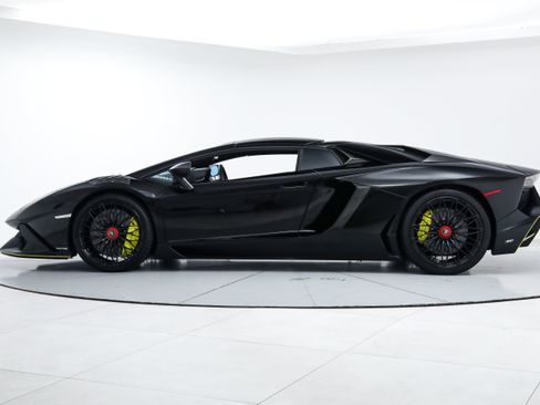 Used 2015 Lamborghini Aventador LP 720-4 50th Anniversario AWD/4WD image 4