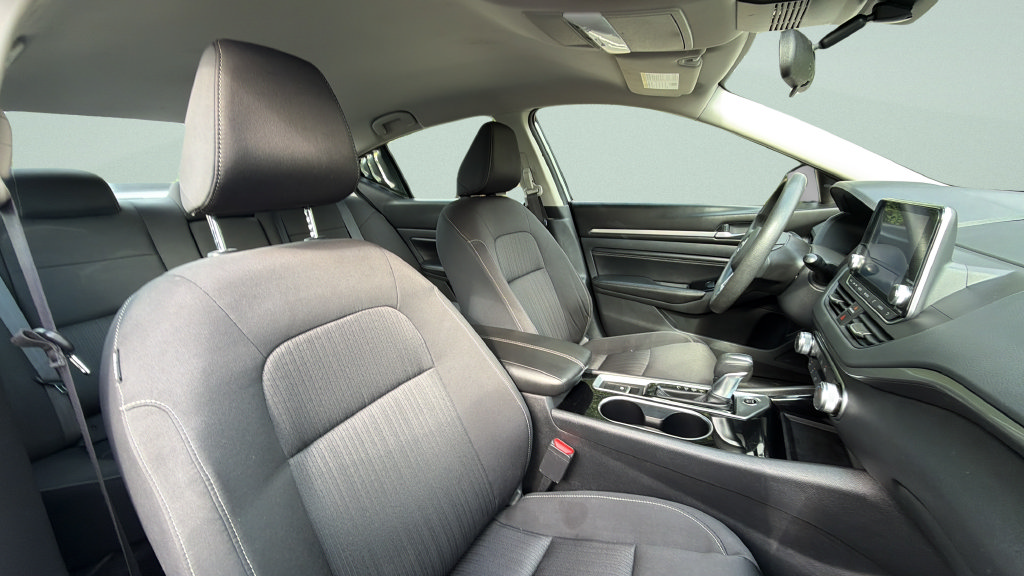 Used 2021 Nissan Altima 2.5 SV AWD/4WD image 28
