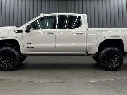 Used 2026 GMC Sierra 1500 AT4 w/ AT4 Premium Package AWD/4WD image 2