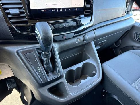 Used 2024 Ford Transit 350 XLT RWD image 17