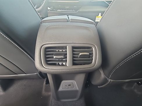 New 2025 Buick Envision Sport Touring image 15