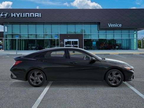 New 2026 Hyundai Elantra Sport FWD image 24