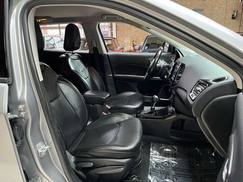 Used 2020 Jeep Compass Limited FWD image 25