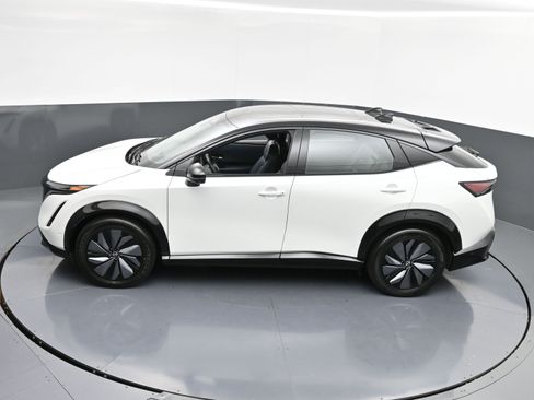 Used 2023 Nissan Ariya image 33