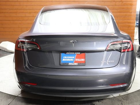 Used 2022 Tesla Model 3 Long Range image 10