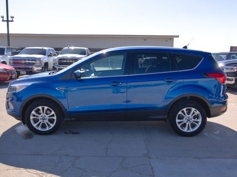 Used 2019 Ford Escape SE AWD/4WD image 3