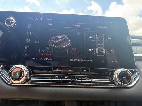 Used 2023 GMC Canyon Elevation RWD image 24