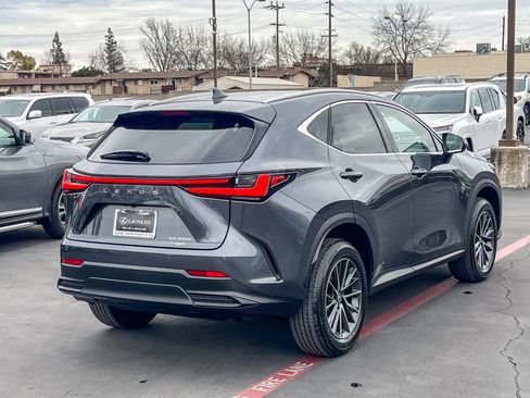 New 2026 Lexus NX 350h AWD w/ Premium Package image 4