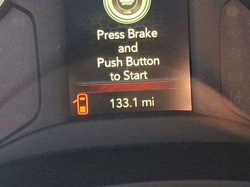 Used 2024 RAM 2500 Tradesman w/ Chrome Appearance Group image 19