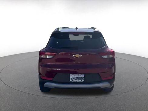 Used 2025 Chevrolet TrailBlazer LT image 12