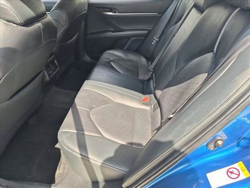 Used 2018 Toyota Camry XSE FWD image 17
