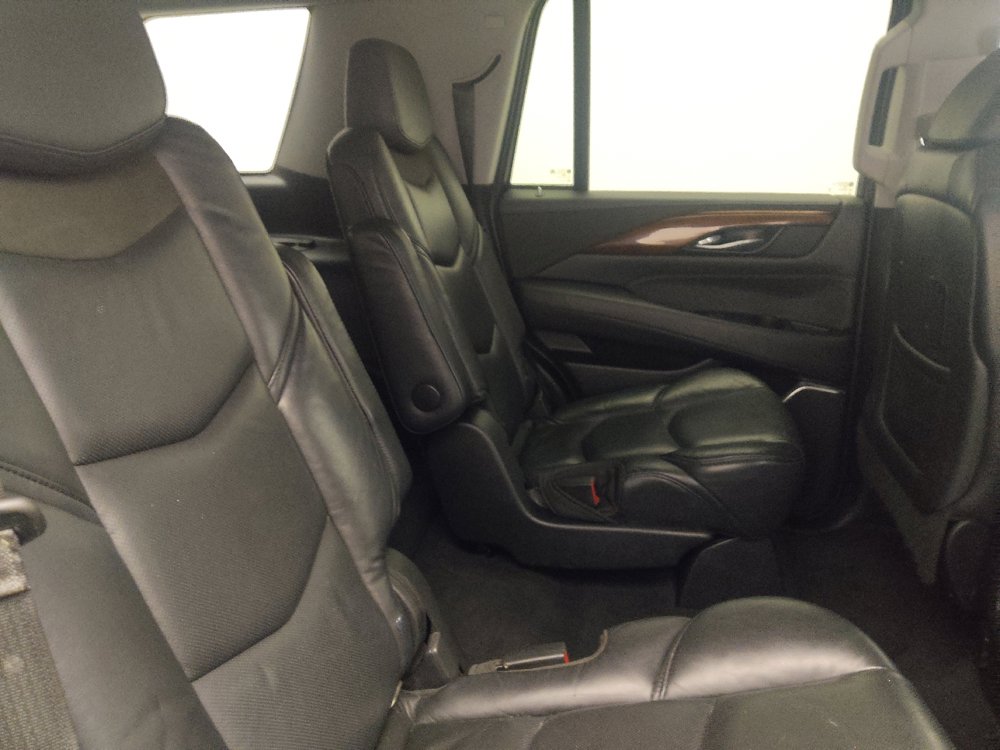 Used 2019 Cadillac Escalade Premium Luxury RWD image 19