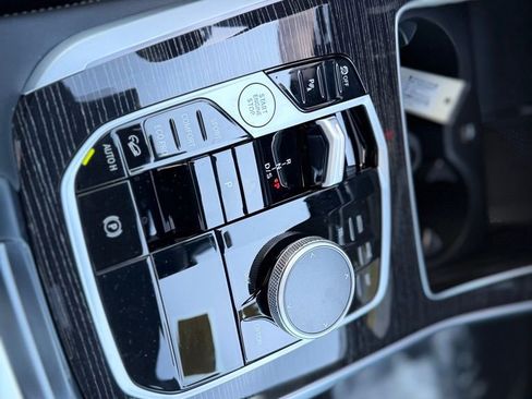 New 2026 BMW X5 xDrive40i w/ M Sport Package image 12