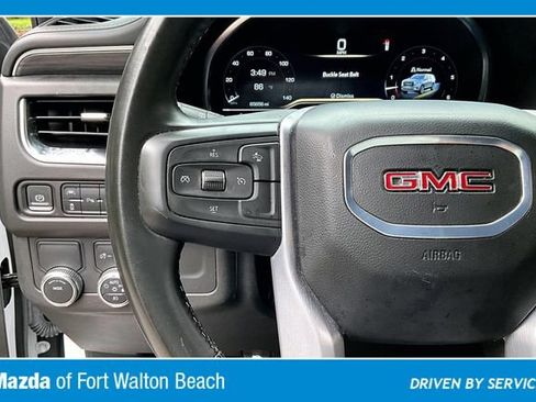 Used 2024 GMC Yukon SLT RWD image 10