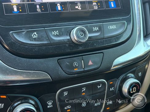 Used 2022 Chevrolet Equinox Premier FWD image 21