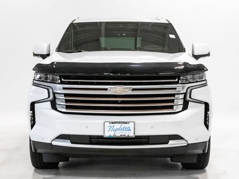 Used 2023 Chevrolet Tahoe High Country w/ Premium Package 2 AWD/4WD image 5