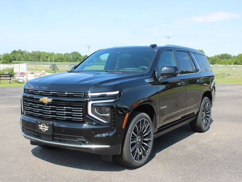 New 2026 Chevrolet Tahoe High Country AWD/4WD image 4