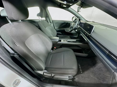 Used 2024 Hyundai Ioniq 6 SE image 31