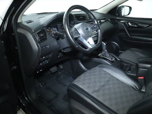 Used 2022 Nissan Rogue Sport SV w/ Technology Package AWD/4WD image 17