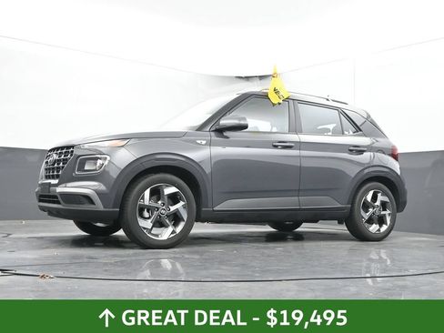 Used 2025 Hyundai Venue SEL FWD image 51