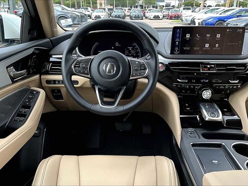 Used 2025 Acura MDX FWD image 5